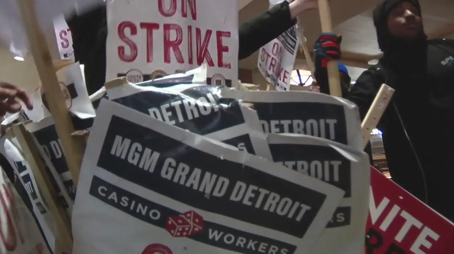 A Detroit Casino Council 32 napos sztrajkot kovetoen tortenelmi oteves jpg