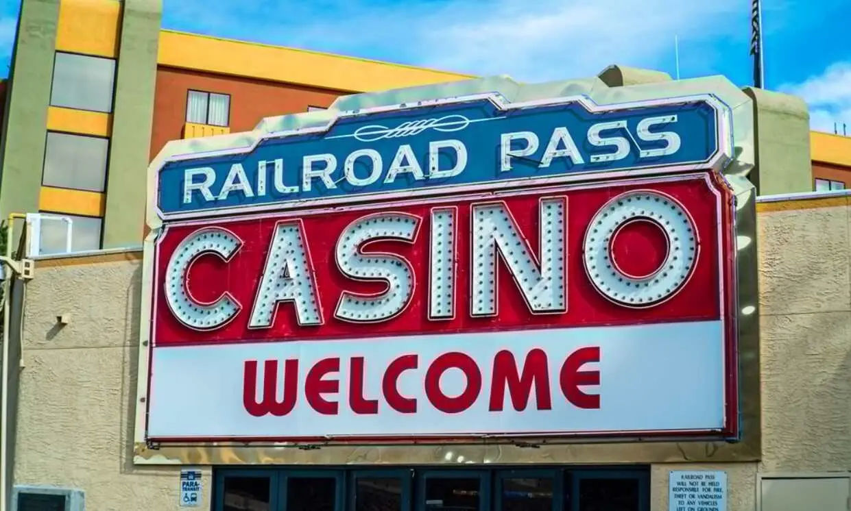 A DeSimone Gaming üdvözli a Bullet Traint a Railroad Pass Hotel and Casino-ban